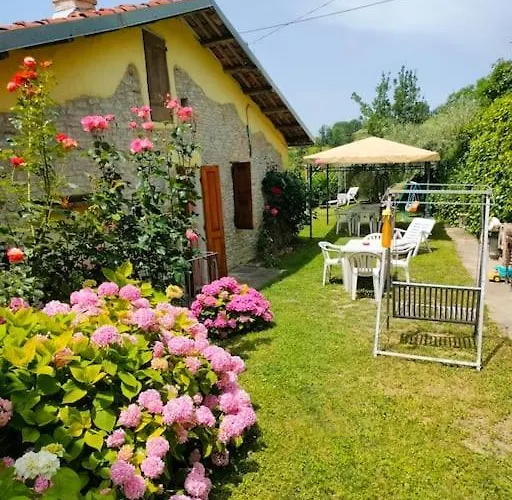 Dom wakacyjny Nelle Langhe Belvedere Langhe